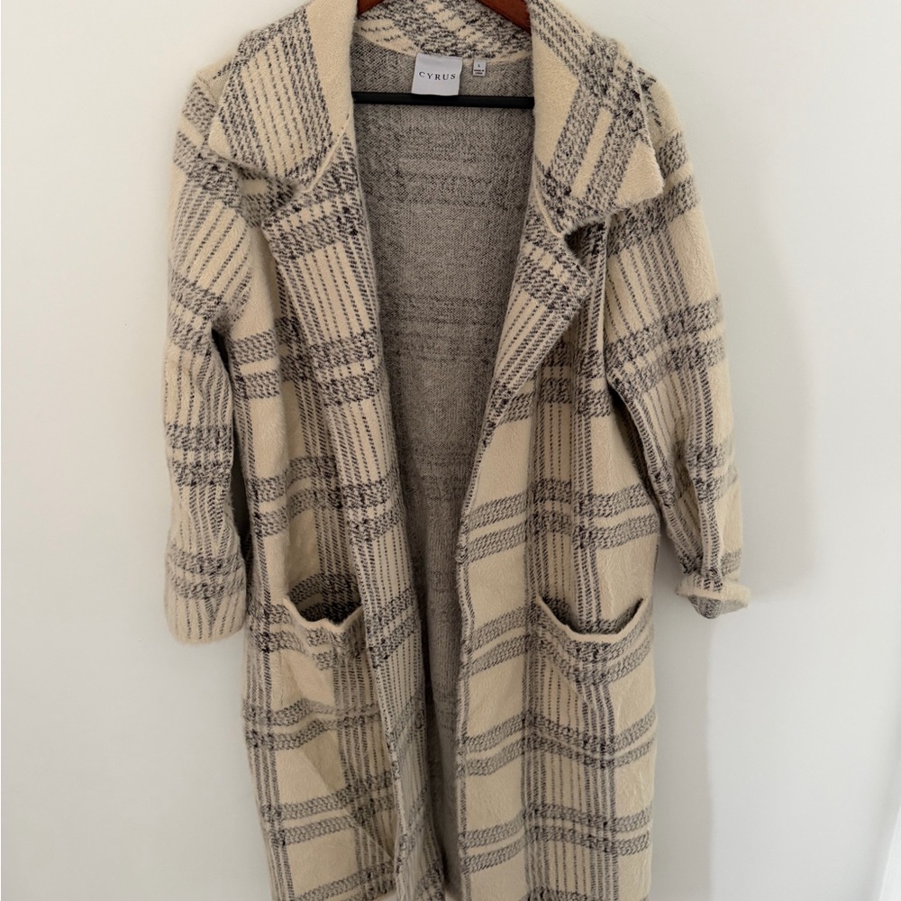 Cyrus Cream and Gray Heavy Cardigan